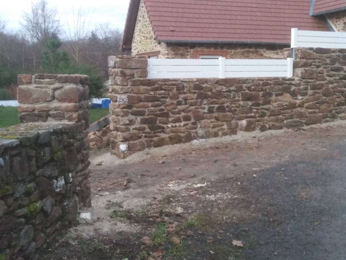 Les Petits Travaux Arédiens - Claude MARSAC Maçon à  Saint-Yrieix-la-Perche- maçonnerie pierres de récupérations